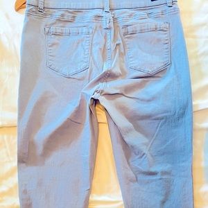 Jones New York light baby blue skinny jeans 12